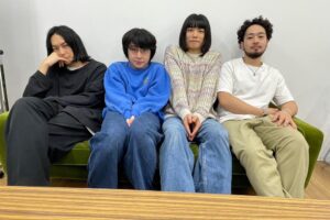Soushi Sakiyama Instagram - ツアーファイナル名古屋クラブクアトロ！
Wアンコールまで、ありがとうございました！

これにてツアー終了！
今ツアーにて初参加してくださった、かおるくん @amrc_zariga2 も本当にありがとうございました🥲🤝

ベースは有島コレスケさん @koresuke 、ドラムは守真人さん @morimasa55 🔥🔥

また会いましょう。

動画はWアンコールより、i 触れる SAD UFOの間奏

3枚目 photo by KEIKO TANABE