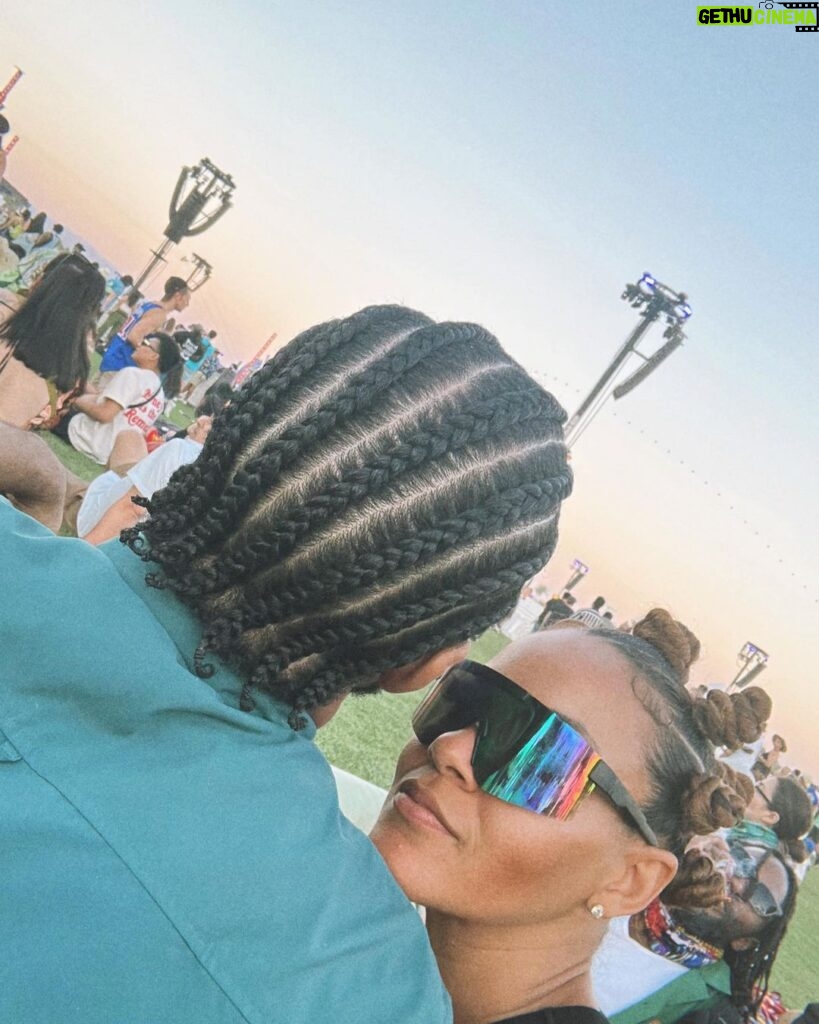 Spencer Paysinger Instagram - 🖤 Coachella Music Festival