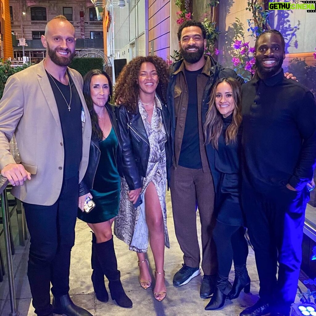 Spencer Paysinger Instagram - Felt uneasy coming back for the 10-year SB reunion. Honestly, I’ve long questioned if friendships built in sports really do stand the test of time. Considering the many different backgrounds found in locker rooms, there’s no way I’m friends with some of these guys if football didn’t set us on early paths that would eventually cross. 10 years removed from the moment that tied us together forever, I was definitely in my head about seeing a lot of guys that are [respectfully] strangers to me now. I’ve always kept up with @markherzlich @henryhynoski and @princeamukamara and know guys like @trthomas24 @therealjustintuck91 and @VictorCruz are one text or DM away but most of the rest?… Strangers Until I walked into the hotel and saw a handful of my guys. All uncertainty dissipated when I let the hugs, handshakes, and smiles speak for me. Falling back into the familiar energy that never left us, I’m glad I saw those ugly faces and can confirm they are without a doubt my friends, teammates, and brothers forever. But overall, I’m gladder (yup, gladder) the reunion gave me a moment to love on 22-year old rookie Spencer. I often discount my past experiences because I’m too focused on what’s next but SpittyP went through fire for me to stand on his shoulders today. I’m working on not leaving him in the past anymore…thanks therapy.