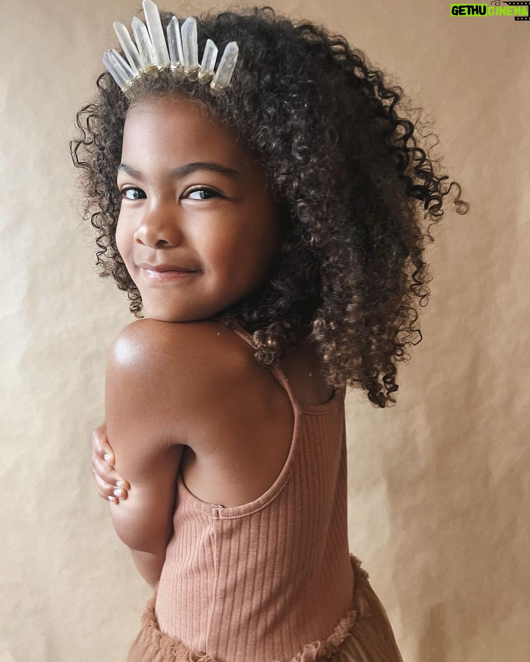 Spencer Paysinger Instagram - You already see the world in the way you intend to create it. Six ain’t ready for you. Happy Birthday Babygirl!