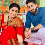 Sreedhanya Instagram - Sriyan & Saraswathi…💞 #telugu #filmindustry #maaatthabangaram #etvtelugu #love #temple #scene #shootingtime