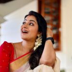 Sreedhanya Instagram - Onam Vibes ❣️🌺 📸 @itsgi_ri97 🤗 #uthradam #onam #onamvibes #onaashamsakal #keralam #sreedhanya