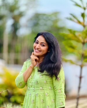 Sreedhanya Instagram - Appreciate the present; life’s brevity emphasizes the importance of embracing gratitude over complaints❣️

📸 @itsgi_ri97 ❣️