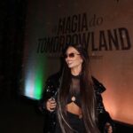 Stéfani Bays Instagram – Mostrando para vocês um pedacinho
de como foi demais despertar a magia
do Tomorrowland junto com
@becksbeerbr
Como faz para dar replay e viver isso
tudo de novo?

#BecksDespertaMagia
#publicidade
#BebaComModeração