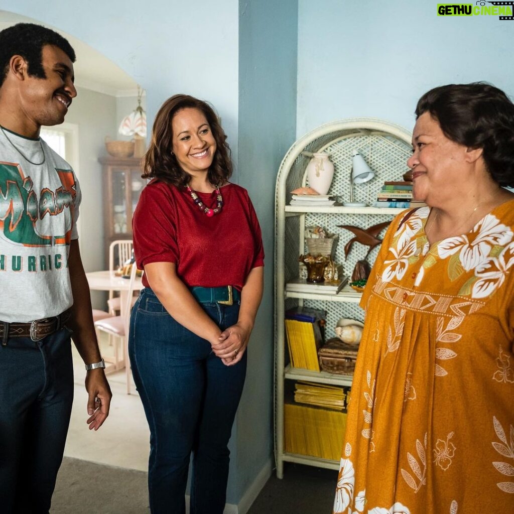 Stacey Leilua Instagram - There has been a lot of well deserved recognition for the wonderful casting in #YoungRock - shoutout to @onziecolloff @michaelnicolo and @michelleaneous1 for doing such an incredible job. I’m especially proud of the Pacific representation in this show - it’s awesome to be part of such an important landmark moment in TV history ❤✊🏽🇼🇸 Read more about Young Rock’s commitment to diversity behind the scenes too, in this @variety article: https://variety.com/2021/biz/news/young-rock-team-casting-nbc-1234990619/amp/ #YoungRock #casting #representationmatters @nbcyoungrock @nbc 📺🌺