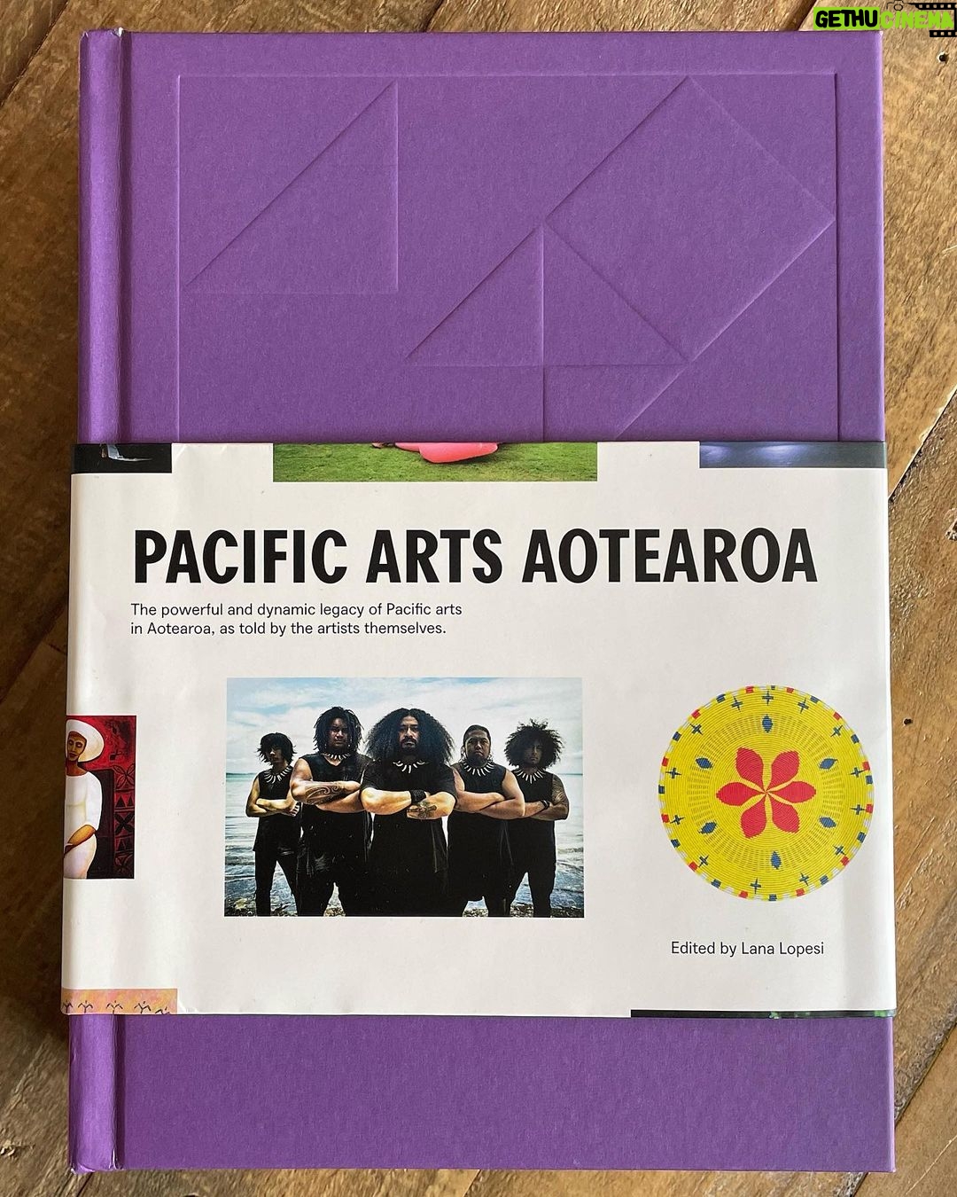 Stacey Leilua Instagram - Omg I’m blown away @lanalopesi_ - The #PacificArtsAotearoa book is just… beautiful. 😭 Rich. Full. THICC!! I’m so proud to be featured in amongst it’s pages and alongside so many icons that I have looked up to, across multiple arts fields (before I even knew I wanted to be an actor) and some, had the honour of creating alongside ❤️ Thank you Lana for the invitation to contribute, I don’t think I’ll ever stop fangirling you and all you do. Faafetai Faith Wilson for all your hard work and Makerita Urale for always uplifting our people on that level ❤️✊🏽 Thank you to @raymond_sagapolutele and @black.glass.media.oz - for capturing me 📸 as two Amazing Samoan women I’ve had the honour of portraying on stage and screen - Tusiata Avia and @atajohnson respectively. Shoutout to the manager of the managers! Good to see you here @vela_studio_sixty_8 and lastly to two of my #YoungRock family, @adriangroulx and @officialjosephleeanderson 📺 look at you guys being cute 🥰 love y’all x The Pacific Arts Aotearoa book will be available to the public on the 24th October 🌺 get it!!