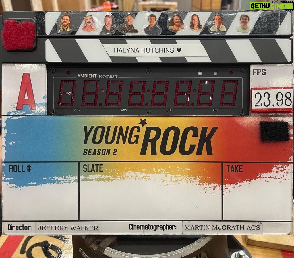 Stacey Leilua Instagram - The day the slate board got a makeover 🎬😍 #YoungRock ❤ Village Roadshow Studios