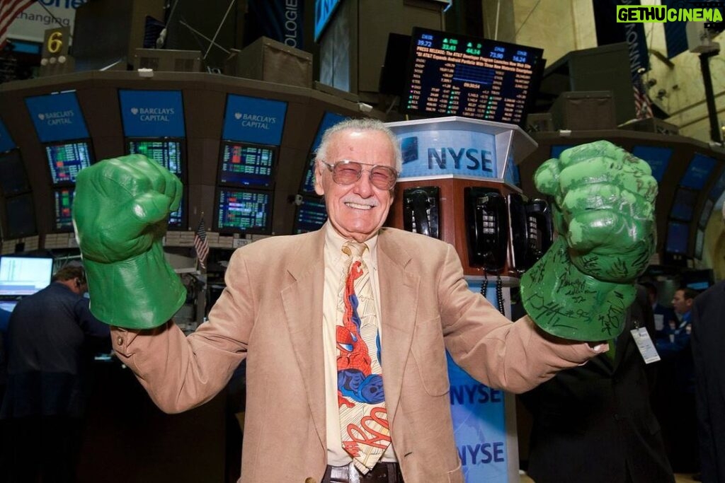 Stan Lee Instagram - Hulk hands: ✅ Spidey tie: ✅ Smilin’ Stan: ✅ Stan sure was ready to take on the New York Stock Exchange back in 2010! #StanLee #tbt