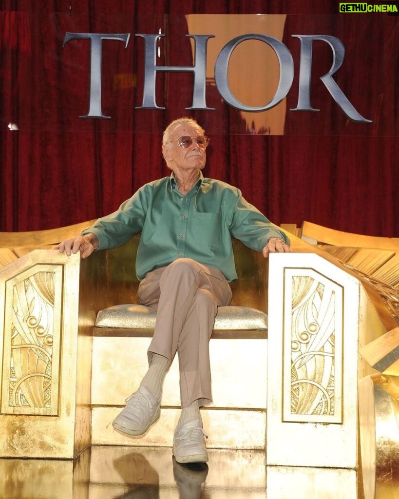 Stan Lee Instagram - Throwback Thorsday to Stan stately sitting atop Odin’s towering throne at the 2011 Thor movie premiere. 🤴 #StanLee #Thor #tbt