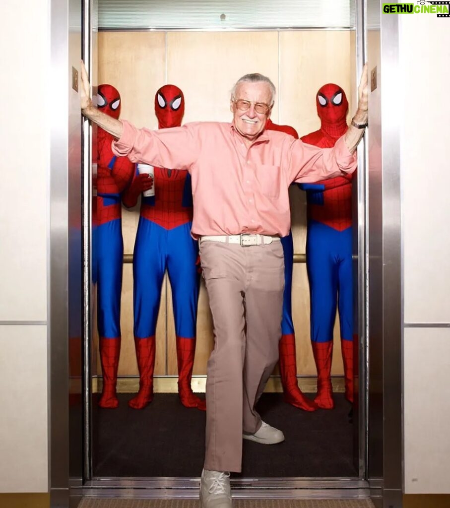 Stan Lee Instagram - One Stan + four Spideys = two photos to lift you up on this wondrous Wednesday. #StanLee #StanLee100