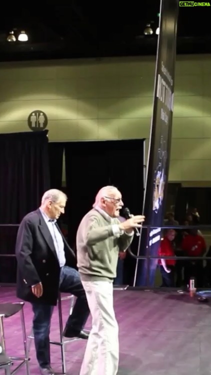 Stan Lee Instagram - “Stan Lee! Stan Lee! Stan Lee!” 🤩 Please enjoy this behind the scenes clip of Stan and his fans at Los Angeles Comic Con in 2013. #StanLee100 #StanLee
