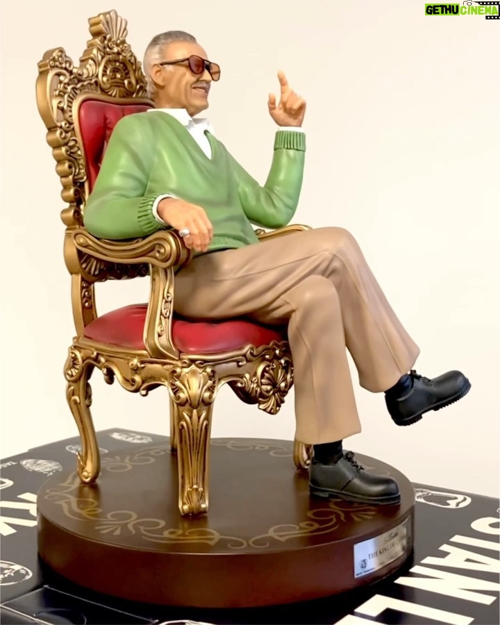 Stan Lee Instagram - SUPERHERO DAY GIVEAWAY!💥 Stan Lee was a bigger-than-life hero to so many of his fans. To celebrate Stan's legacy and his centennial year, Beast Kingdom captured The Man as the King of Cameos right where he belongs – atop a throne! We're giving away ONE of these exclusive collectibles, which is limited to 1,922 pieces, to a lucky Stan Lee fan! Here's how to enter: 🤩 Like this post 🤩 Follow @therealstanlee and @beast_kingdom 🤩 Tag someone who is a superhero to you, along with #StanLee100, in a comment Since it would have been Stan’s 100th birthday in December, this giveaway will be open for 100 hours, starting now and ending Monday, May 2 at 1pm PST. #StanLee #StanLee100 #NationalSuperheroDay *Giveaway open to those 18 & older with a North American or European mailing address. This giveaway is not sponsored, endorsed, or administered by Instagram. For terms and conditions, visit: bit.ly/POWbkgiveaway