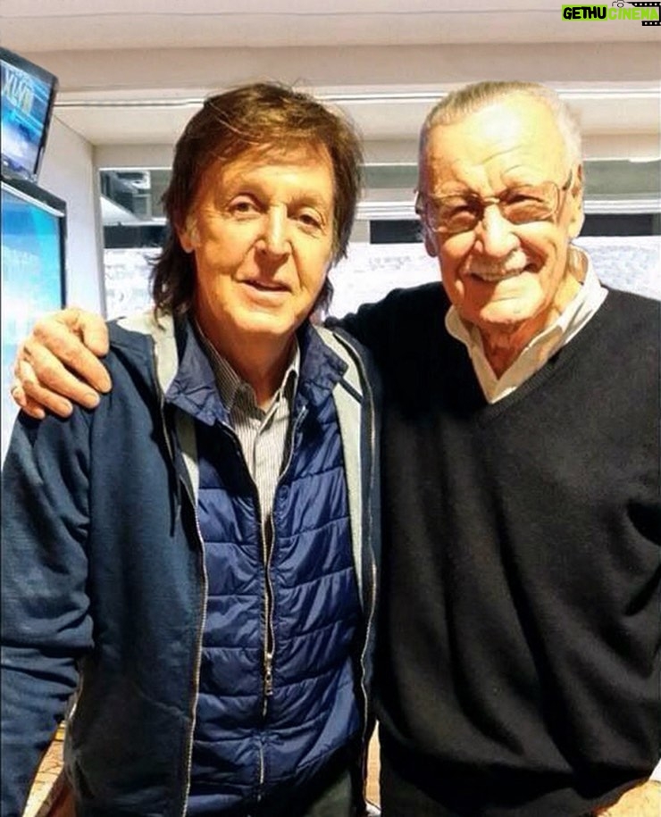 Stan Lee Instagram - It might be hard to tell, but this photo of Stan and Sir Paul McCartney was indeed taken at the Super Bowl – Super Bowl XLVIII in 2014, to be exact. We wonder if "Magneto and Titanium Man" came up in conversation? #StanLee #SuperBowl