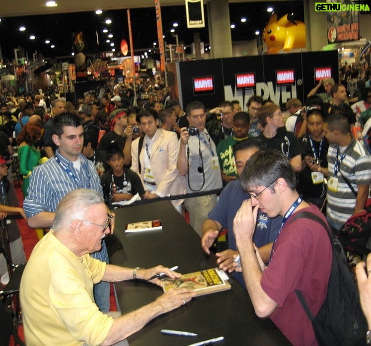 Stan Lee Instagram - From navigating big crowds and savoring calm moments to meeting fans and chatting with celebrities, Stan always looked forward to the experiences San Diego Comic Con would bring. In honor of #SDCC, swipe for photos of Stan in his element at the convention over the years. If you ever got the chance to see or meet Stan at a convention, please feel free to share your stories in the comments! #StanLee