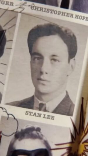 Stan Lee Instagram - A Stan Super Bowl cameo? ‘Nuff said! 🏈
The Man co-starred in this star-studded Honda spot back in 2017. 
#StanLee #SuperBowlSunday