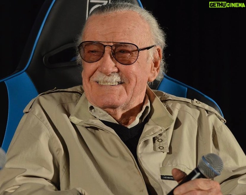 Stan Lee Instagram - You can find Stan fans all around the world, and he sure did travel far and wide to meet as many fans as he could! 🗺️ Did The Man ever visit your country or hometown? Enjoy some snapshots of globe-hopping Stan in Canada, Japan, the United Kingdom, and Australia. #StanLee #TravelTuesday