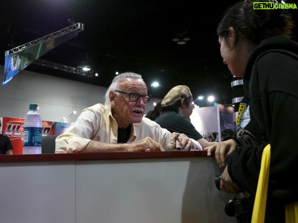 Stan Lee Instagram - Stan x SDCC Stan attended San Diego Comic-Con for years. He loved spending time with friends and colleagues, speaking on panels, and, of course, meeting fans! We always enjoy hearing your stories of meeting The Man. In honor of #SDCC opening today, if you ever spotted or spoke to Stan at the convention, tell us all about it in the comments! #StanLee #tbt