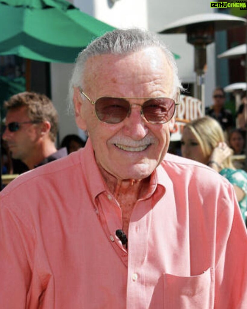 Stan Lee Instagram - “A million years ago when I was writing these comic books, I never suspected that one day I’d be walking down a green carpet being interviewed, and people would say, ‘How do you feel?’ Nobody cared how I felt about anything in those days!” -Stan Lee on the green carpet at the premiere of The Incredible Hulk in 2008 #StanLee #WaybackWednesday