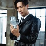 Stanley Yau Instagram – 【csl x Nothing 絕配英「縉」 Stanley】
無論係做戲、唱歌定跳舞，我都要同Nothing Phone (2)一樣Keep住Upgrade自己，今次新機嘅金屬外框比上一代更薄、線條更加俐落有型，Phone (2) 採用咗可持續物料製成嘅零件，型格之餘更加係對環境保護作出貢獻，想入手全新Phone (2)就快啲去 csl 啦😎！ 
💡Nothing Phone (2) 喺 csl 獨家發售*，買機仲享有多重優惠，撳入去 @cslhk 睇詳情啦！ 

@nothing @synergy_technologies #csl5G #cslxNothing #cslxNothingDanceChallenge #NothingDance #Nothing #NothingPhone2 #Nothinghk #Phone2

*csl 為香港流動通訊網絡商獨家發售 Nothing Phone (2) 手機。