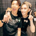Stanley Yau Instagram - // 不經不覺第11場嚕! 今天要說的是，多謝你李兄❤️ 分享個秘密俾大家知，最最最一開始嘅rundown，我只參與 #來不及 同Band Part! (係最最最到， 監製話呢個係rough,，歡迎大家討論嗰隻) 我就同Jeremy 講: 死啦，我老本行係跳舞喎，我可以係邊part跳呢？🤔🤔 當時 #fever 嘅組合其實係另有其人，就係~~~~ @keung_show ! 佢哋知道之後就二話不說咁話: 咁不如你哋/我哋夾 #fever 啦! 咁你咪可以跳舞囉! 所以呢個version 就誕生了🫶🏻 所以要好好的多謝 @jeremy_0908 @keung_show 同 @chongsiuwing 容許呢件事發生，我又可以跳下舞仔🥹 希望大家會喜歡呢個不同版本嘅 feeling feeling so hot na❤️