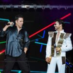 Stebin Ben Instagram - Dear @akshaykumar sir Sharing the stage with you in Atlanta was the highlight for me! Your love for music and your energy on stage just cannot be matched and I’m blessed to have experience this tour with you. Have become an even bigger fan of your hardwork and fearlessness ! Cheers to beginning The Entertainer’s journey with a bang!! Dallas be ready !