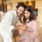 Stebin Ben Instagram – Phoolon ka taraon ka sabka kehna hai , Ek Hazaron mein meri Behna hai.

Love you ❤️