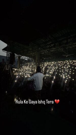 Stebin Ben Instagram - Just a glimpse of what I witnessed today in Delhi ❤️

#JankiDeviMemorialCollege #StebinBenLive