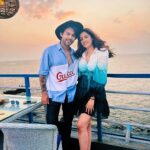 Stebin Ben Instagram - Last post and the last sunset of 2021 🔆 Heart is full, mind is at peace and soul is full of gratitude towards the universe for blessing me with the nicest people and all the positive energy this year!🌸 2022 - You are MY YEAR and I can feel that In my gut!! Can’t wait 🧿☺️ Purple Martini at Sunset Point, Goa