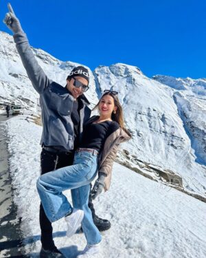 Stebin Ben Instagram - Nextttt !☃️ @heli_daruwala 🙋🏻‍♂️

@zeemusiccompany 

Coming soon ! ❤️‍🔥