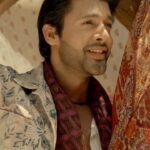 Stebin Ben Instagram - Not settling for anything less than a love story like #PyaarMein! Tune in now. #tseries @tseries.official #BhushanKumar @malvikaraaj @rajeshroshan24 @jaduakhtar @bharatgoelmusic @donati_media