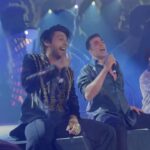 Stebin Ben Instagram - Thank you Orlando, Florida ❤️ What a night, what a vibe . Here’s glimpse of what fun me, @akshaykumar sir & @aparshakti_khurana had while performing Tare Gin Gin. @theentertainerstour #NorthAmericaTour