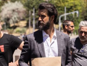 Stefan Kapičić Instagram - Behind the scenes #juznivetar #nagranici #plavi #stefankapicic @juznivetarfilm @awramovsky photo: @nemanja.miscevic
