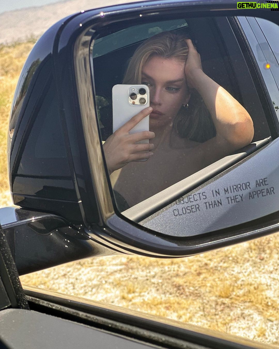 Stella Maxwell Instagram - Desert Sun 🖤 Palm Springs CA