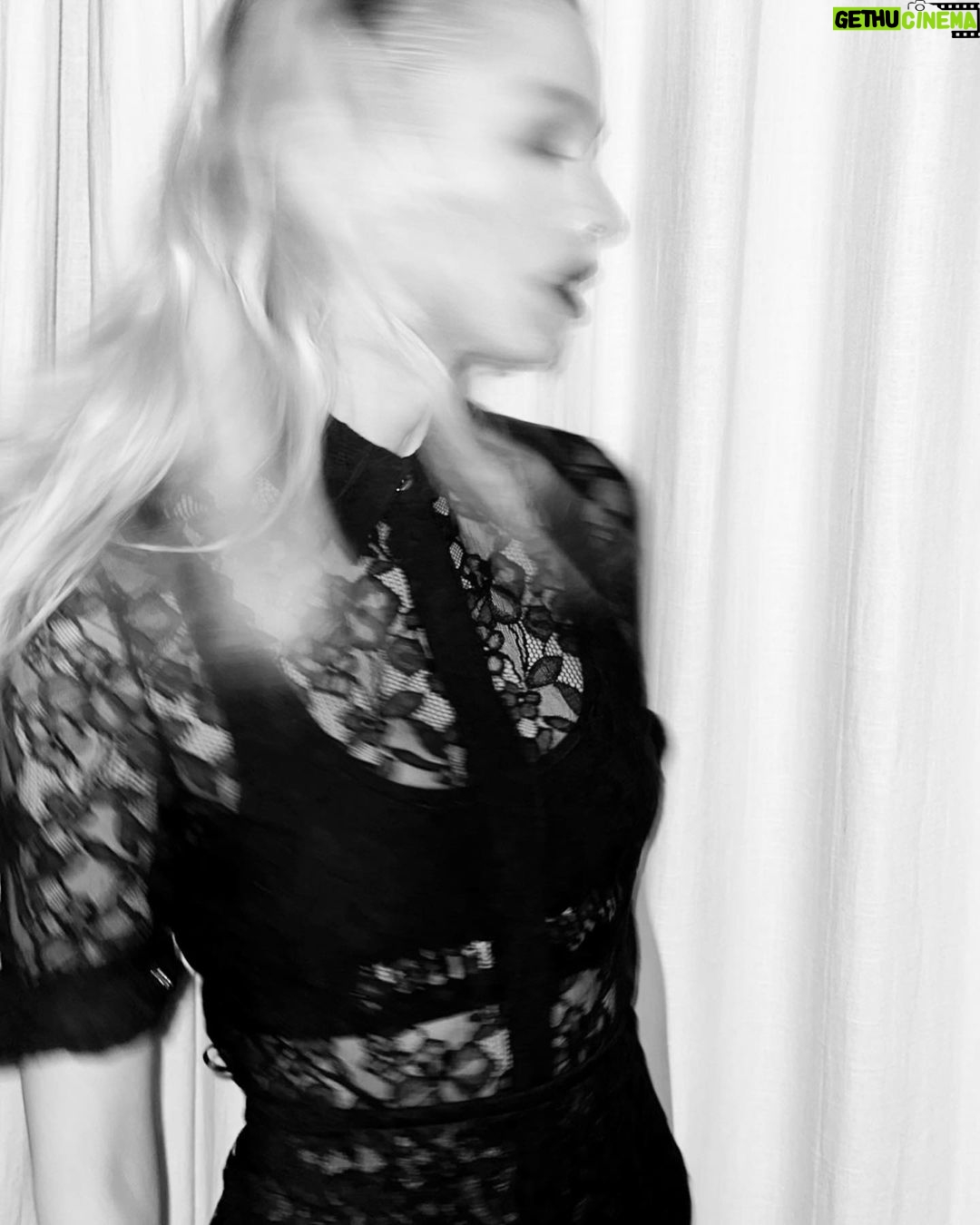 Stella Maxwell Instagram - 🖤🖤Miami Miami,Florida
