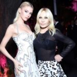 Stella Maxwell Instagram - @vanityfair thank you for a wonderful evening ✨ @versace @donatella_versace 🤍 Los Angeles, California
