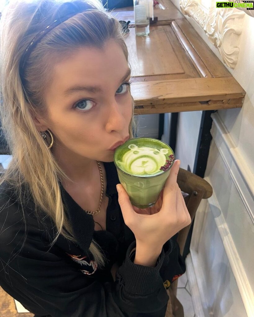 Stella Maxwell Instagram - Here and there