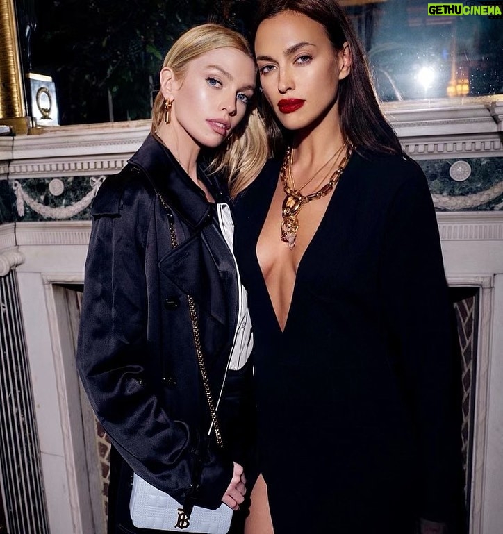 Stella Maxwell Instagram - You are a beautiful mum, an inspiration as a strong woman, and such a loving friend. Happy Birthday Sis @irinashayk love youuu🖤