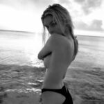 Stella Maxwell Instagram - Balance ❤️‍🔥