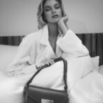 Stella Maxwell Instagram - A tradition of elegance 🖤 @montblanc 🖤 @marcotomasetta_dd @virgile.guinard