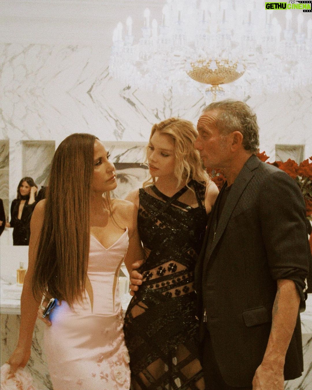 Stella Maxwell Instagram - What happens in Chrome stays in Chrome 🖤 @chromeheartsofficial 🖤 love u so much fam xx Las Vegas, Nevada