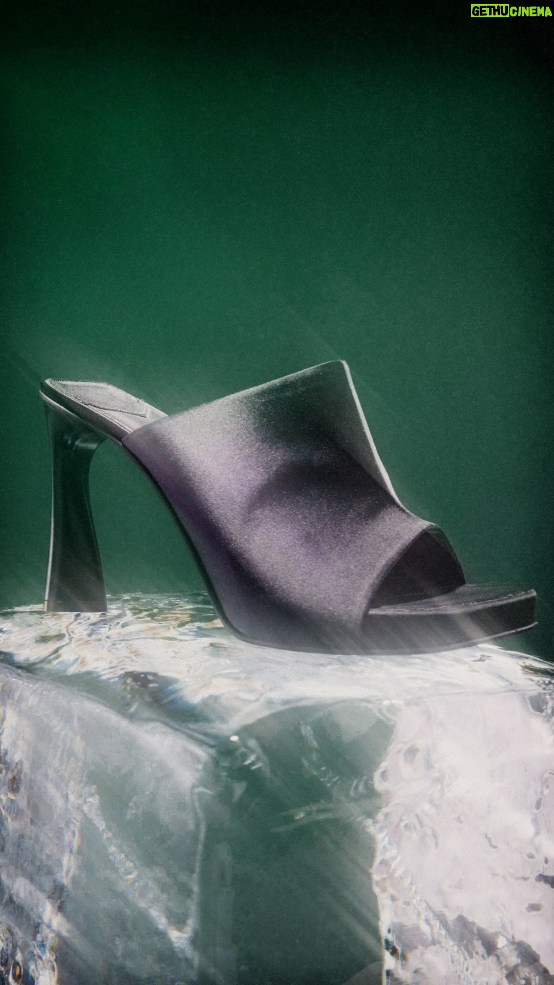 Stella McCartney Instagram - STELLABRATION: Ice, ice baby. Elevating every Stellabration, our Elsa heel is crafted from #vegan alternatives to leather. Shop #StellaHoliday at link in bio. Credits Track: ‘Frozen’ by @Madonna #StellaMcCartney #StellaSpring24