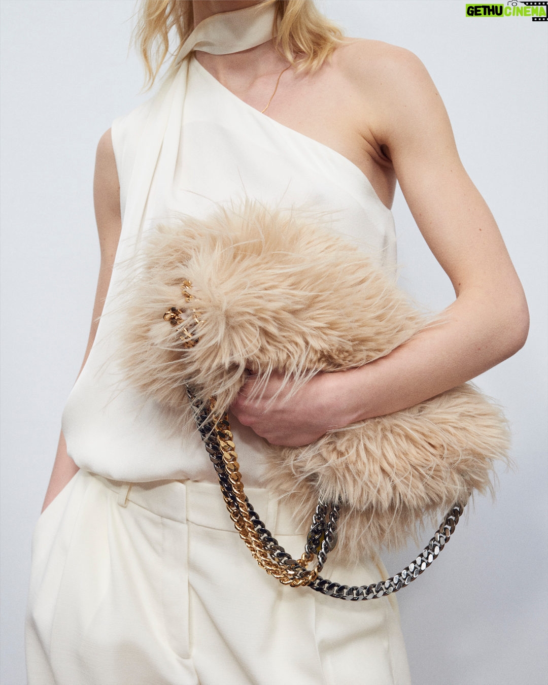 Stella McCartney Instagram - HORSE POWER: A play with tactile textures and #crueltyfree craftsmanship, our iconic #Falabella pairs #vegan animal fur alternatives with recyclable aluminium chains. Over 100 million animals are raised and killed for their fur annually. We have never harmed any. Tap to shop #StellaWinter23 and at link in bio. #StellaMcCartney