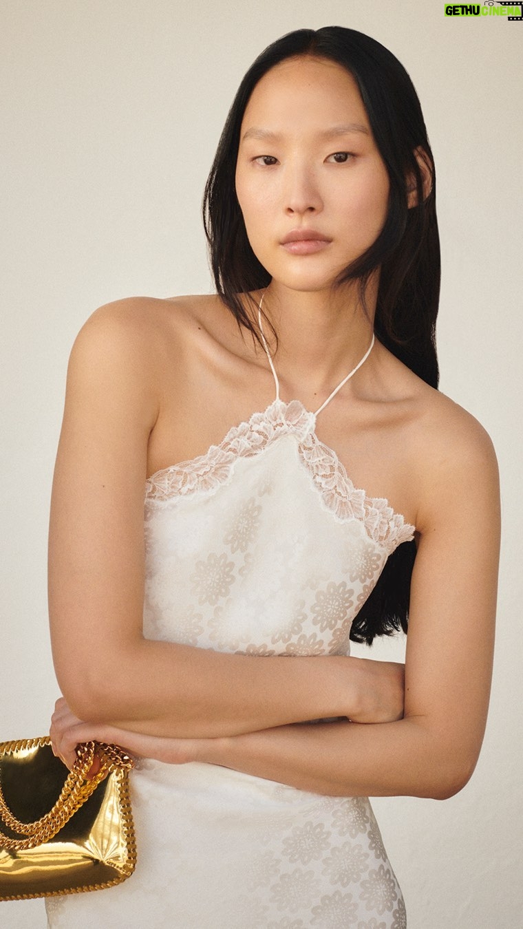 Stella McCartney Instagram - STELLA SPRING: This beautiful Stella lingerie slip dress is so sexy and timeless, it can be worn forever... x Stella The silkiest of satins, crafted from #vegan forest-friendly viscose – a wood pulp-based fabric responsibly sourced from sustainably managed forests. Shop #StellaSpring24 in-store and stellamccartney.com.
#StellaMcCartney