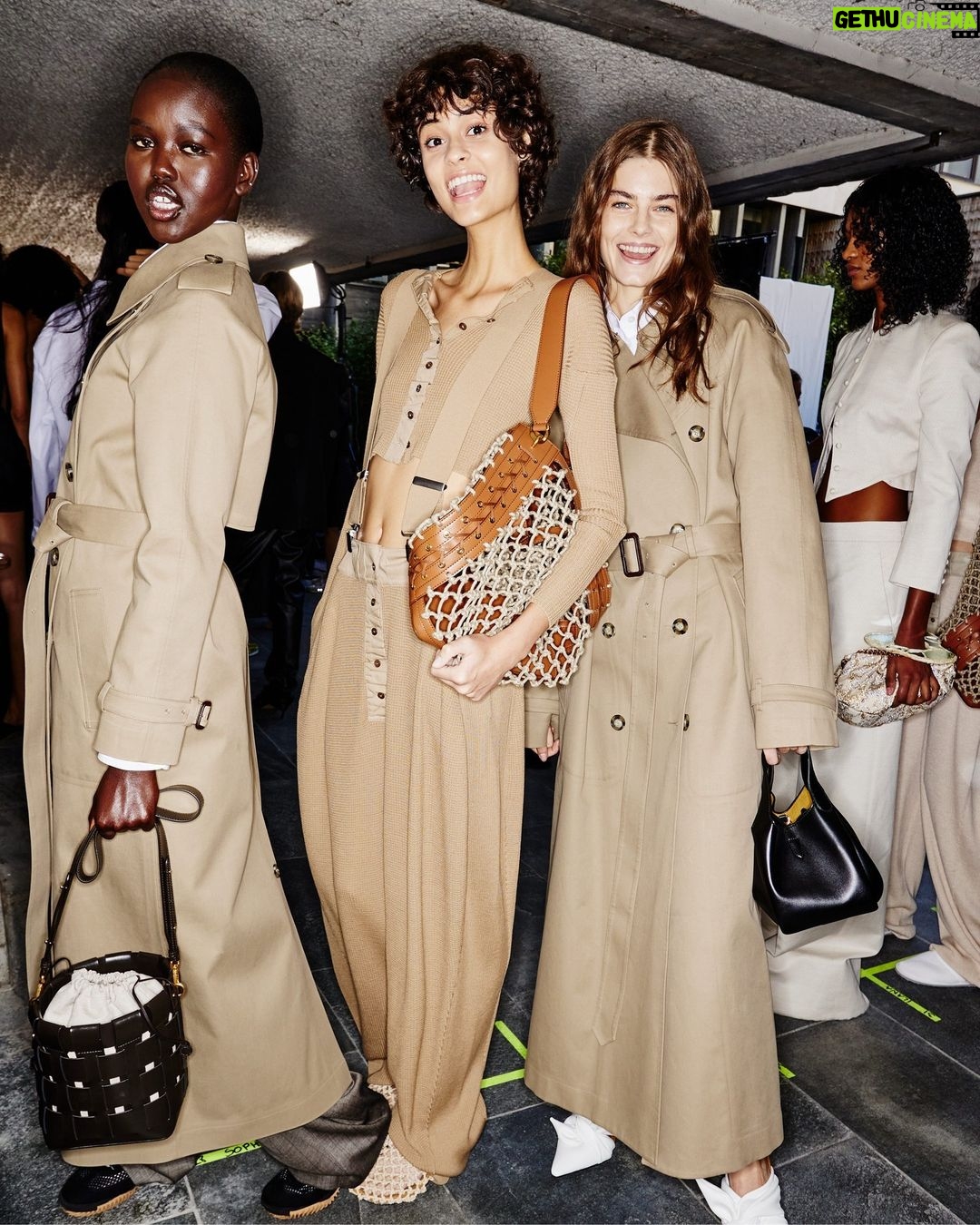 Stella McCartney Instagram - STELLA’S SUSTAINABLE MARKET: In the streets of Paris post-show with our Stella girls. New #Frayme bags are crafted from an organic linen knotted mesh, grown without pesticides and less water than cotton. Its trimmings are in an apple waste-based #vegan alternative to leather, with a recycled lining. Watch the #StellaSummer24 runway show at stellamccartney.com. Credits Wearable art by @AndrewLoganSculptor, exclusively for Stella McCartney #StellaMcCartney #ParisFashionWeek #PFW #StellasSustainableMarket