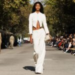 Stella McCartney Instagram – STELLA’S SUSTAINABLE MARKET: A play with proportions. Cropped tailcoats and waffle-knit vests over volume trousers, slim and roomy trenches, tiny #Falabella triangles and #Frayme bucket bags in knotted hemp mesh.
Watch the #StellaSummer24 runway show at stellamccartney.com.
Credits
Wearable art by @AndrewLoganSculptor, exclusively for Stella McCartney
#StellaMcCartney #ParisFashionWeek #PFW #StellasSustainableMarket Marché Saxe-Breteuil
