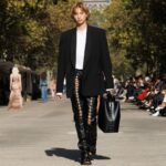 Stella McCartney Instagram – STELLA’S SUSTAINABLE MARKET: Fashion details. Asymmetric draping, corset lacing, bugle bead embellishments, tuxedo bib and cummerbund inserts on organic cotton denim.
The Summer 2024 collection is crafted with 95% conscious materials, making it our most responsible edit to date.
Watch the #StellaSummer24 runway show at stellamccartney.com.
Credits
Wearable art by @AndrewLoganSculptor, exclusively for Stella McCartney
#StellaMcCartney #ParisFashionWeek #PFW #StellasSustainableMarket Marché Saxe-Breteuil