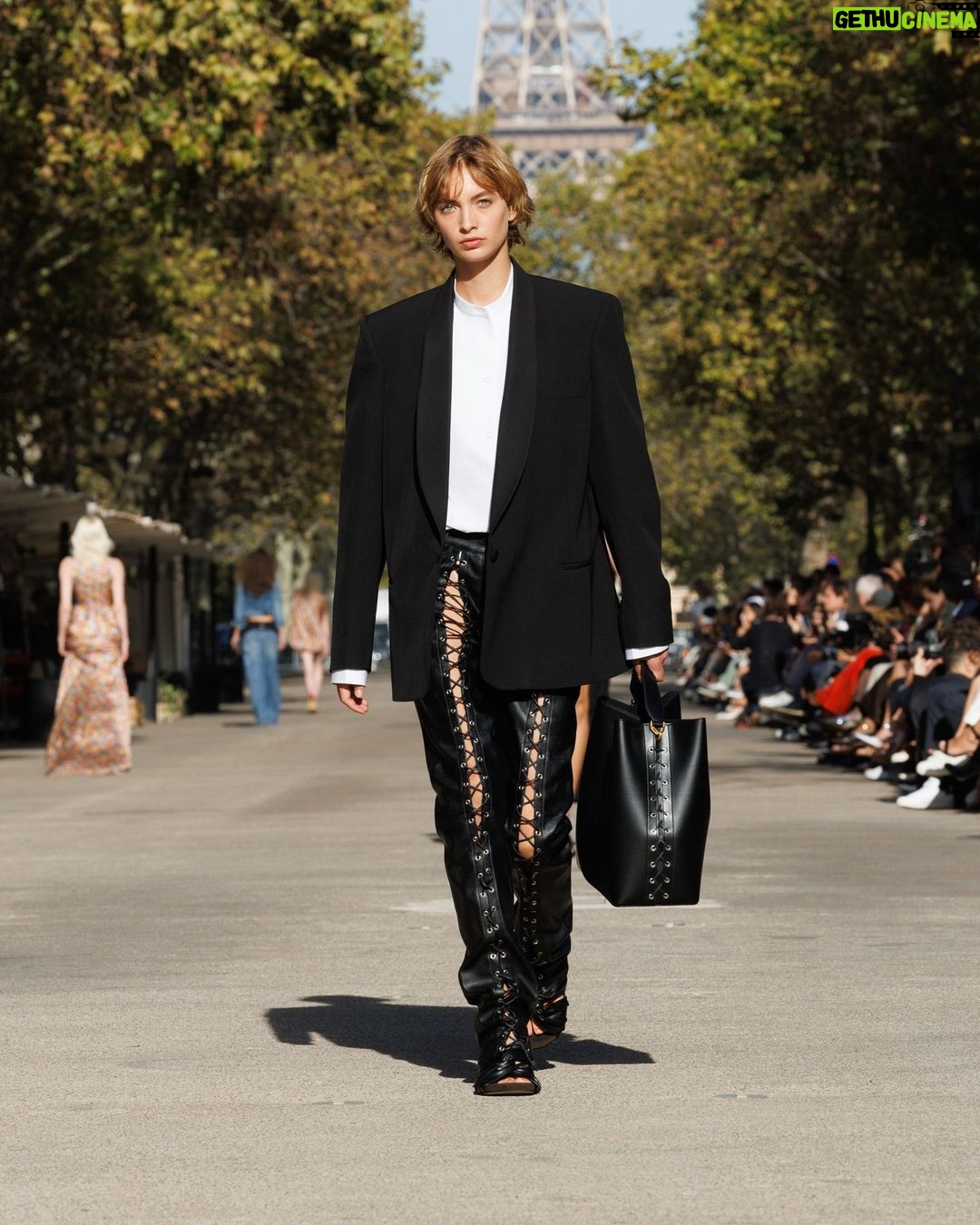 Stella McCartney Instagram - STELLA’S SUSTAINABLE MARKET: Fashion details. Asymmetric draping, corset lacing, bugle bead embellishments, tuxedo bib and cummerbund inserts on organic cotton denim. The Summer 2024 collection is crafted with 95% conscious materials, making it our most responsible edit to date. Watch the #StellaSummer24 runway show at stellamccartney.com. Credits Wearable art by @AndrewLoganSculptor, exclusively for Stella McCartney #StellaMcCartney #ParisFashionWeek #PFW #StellasSustainableMarket Marché Saxe-Breteuil