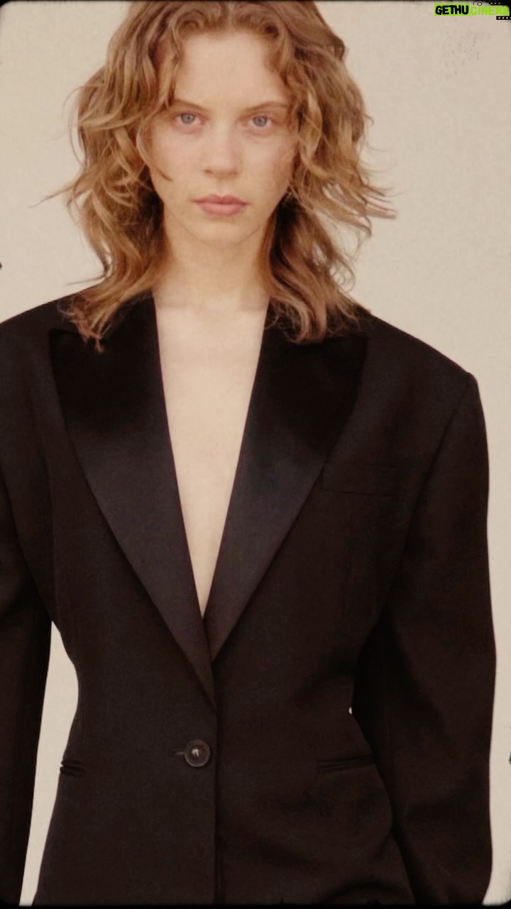 Stella McCartney Instagram - LADY GARDEN: My Spring collection celebrates feminine connections – between women with each other, with Mother Earth and her creatures. It is an escape into the Lady Garden... a sanctuary I envisioned where we women can exist without expectations, free to be our natural selves. x Stella Shop the #StellaSpring24 Oversized Tuxedo Jacket in-store and at stellamccartney.com. #StellaMcCartney