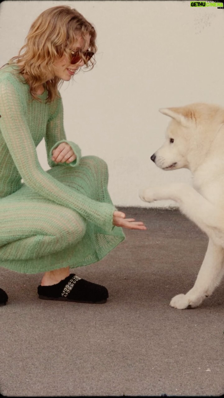 Stella McCartney Instagram - LADY GARDEN: My Spring 2024 collection celebrates women at every stage of their lives; a vibrant meditation on womanhood, nature and animals. We pulled from my personal archive to create and portray this sense of the ageless woman, as well as working with silhouettes that reflect on my heritage.. x Stella This season, 90% of the ready-to-wear collection is crafted from responsible materials. Shop #StellaSpring24 in-store and at stellamccartney.com. #StellaMcCartney