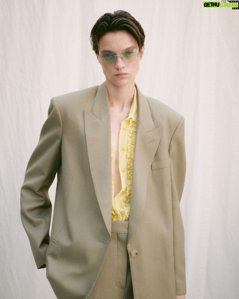 Stella McCartney Instagram - STELLA SUMMER: Beyond gender and generation. Inspired by Stella’s Savile Row training, our iconic tailoring is expertly constructed with forest-friendly viscose suiting fabric. For Summer 2024, 95% of our ready-to-wear is crafted from responsible materials – making it our most conscious collection ever. Discover the High-Rise Wide-Leg Trousers and Single-Breasted Blazer now at stellamccartney.com. #StellaMcCartney #StellaSummer24